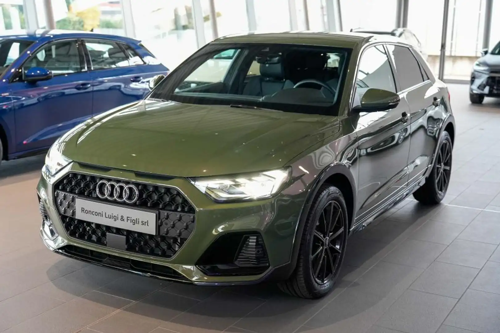 Audi A6 allroad A1 allstreet 30 1.0 tfsi Business 116cv s tronic Vert - 1