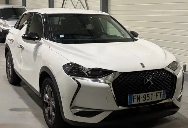 DS Automobiles DS 3 Crossback 1.2i 130 CH SO CHIC BOÎTE AUTOMATIQUE 1ER MAIN PAIEMENT EN 3-4 FOIS GARANTIE MOIS