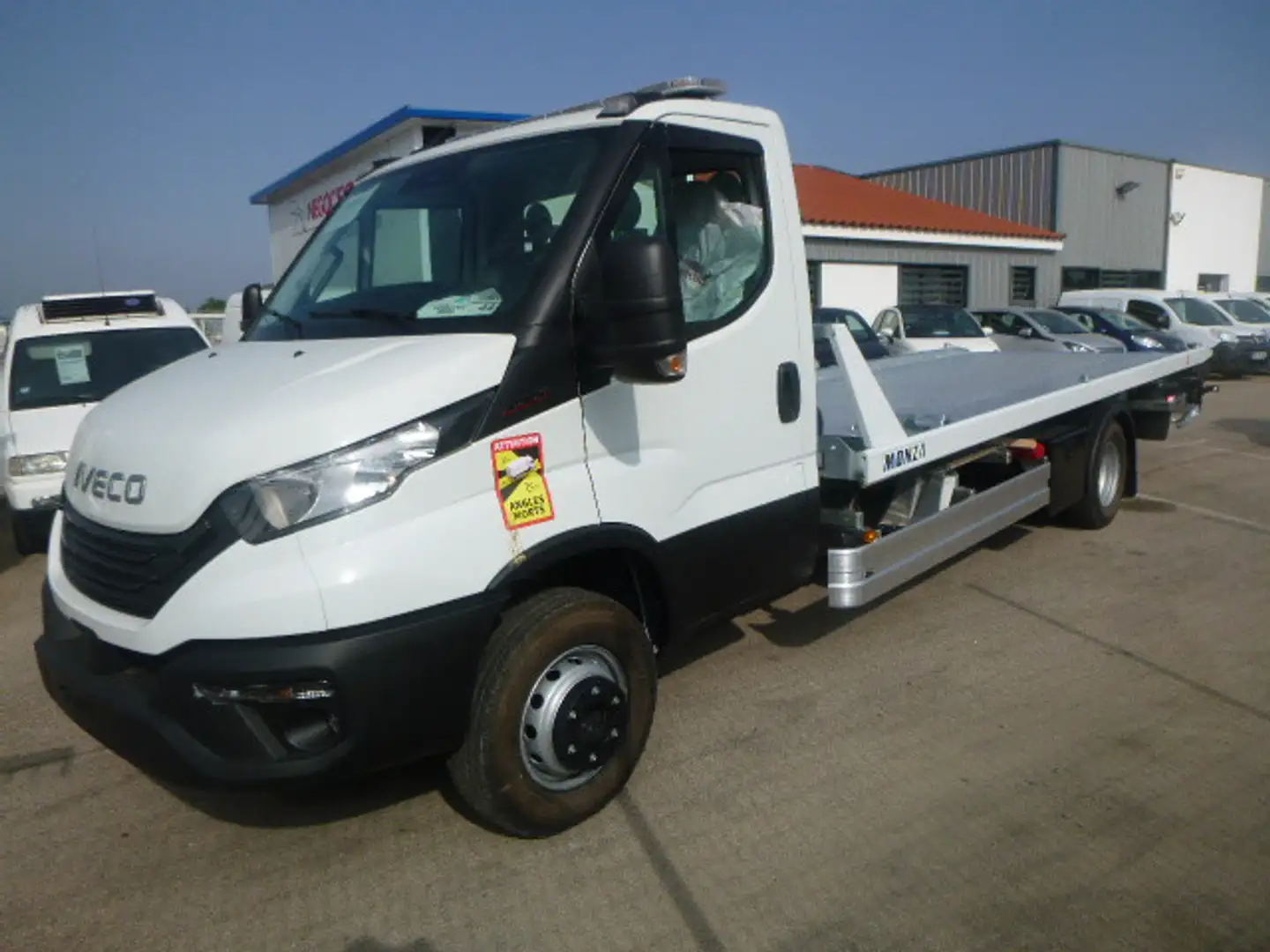 Iveco Daily 70.180H DEPANNEUSE Weiß - 1