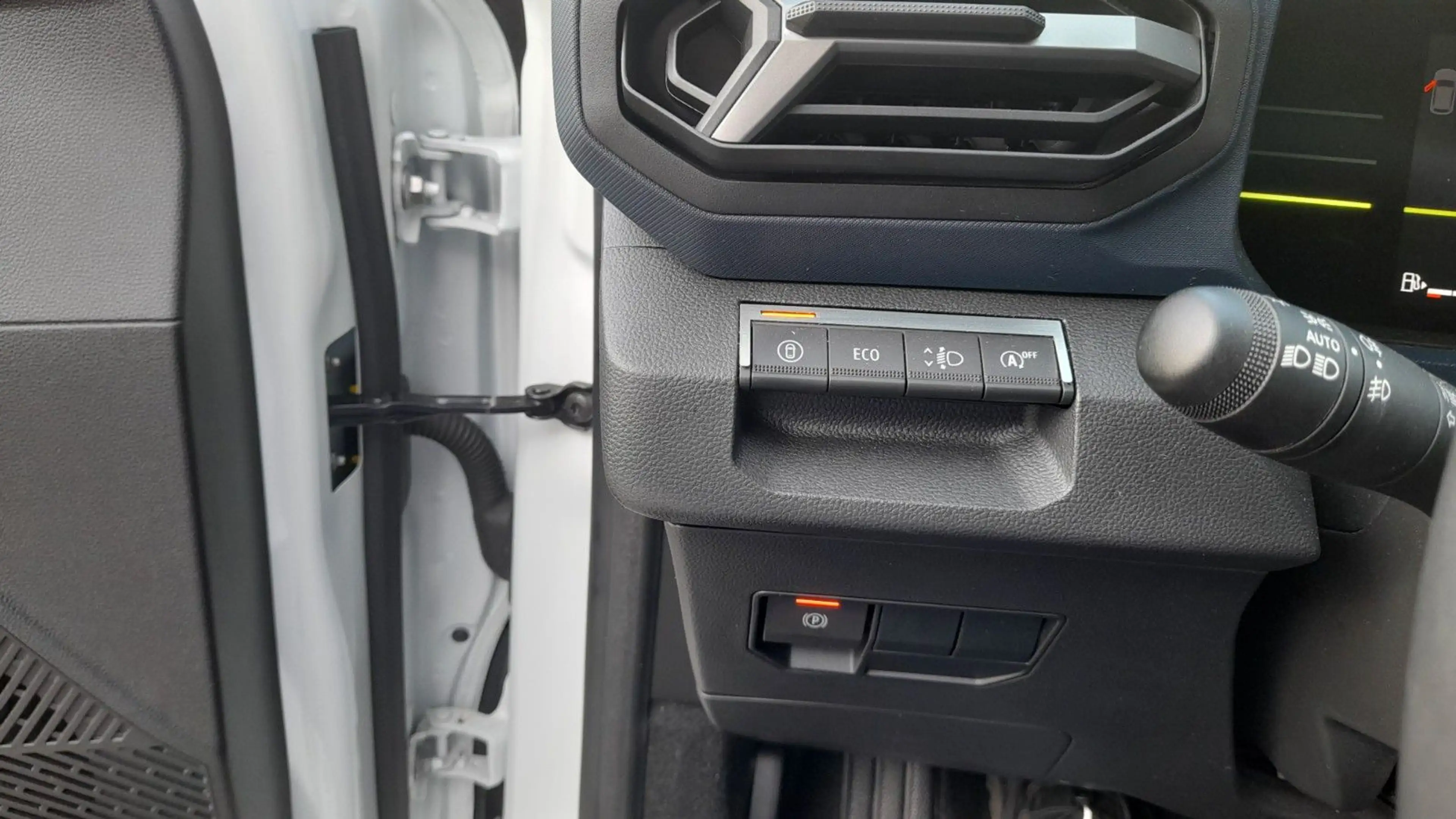 Dacia Duster III TCe 130 Journey*n.Mod*LMF*SHZ*Kamera — photo 13