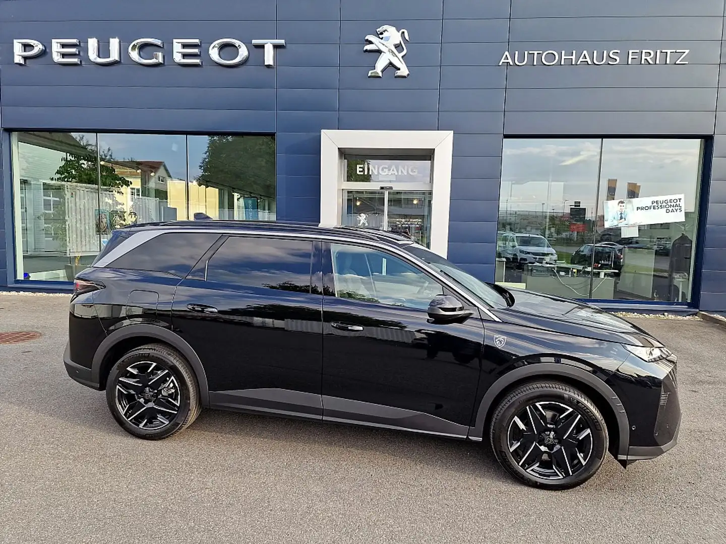 Peugeot 5008 mHEV 145 e-DCS6 GT Aut. "April 26' verfügbar" Schwarz - 2