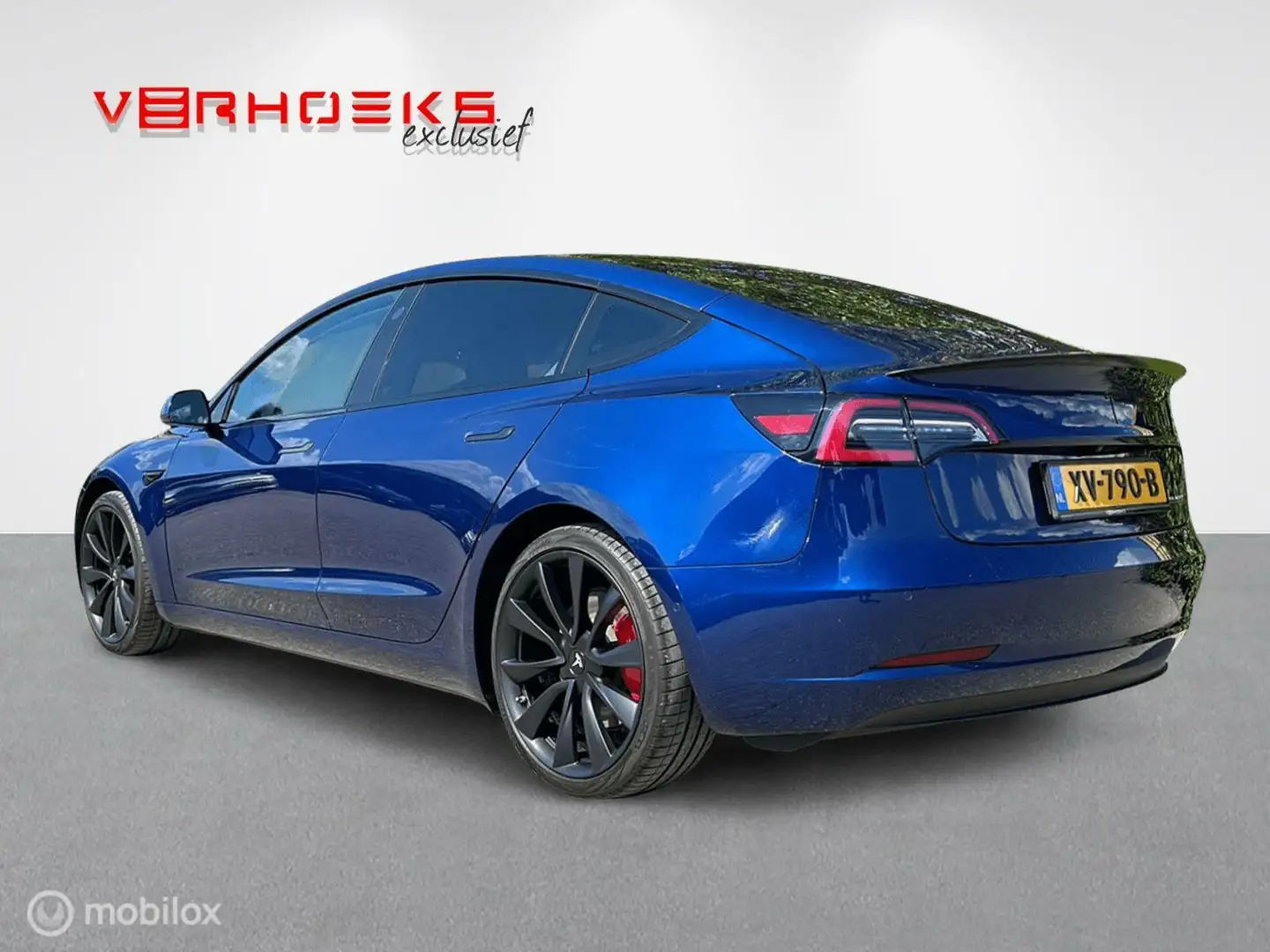Tesla Model 3 Performance Bleu - 2
