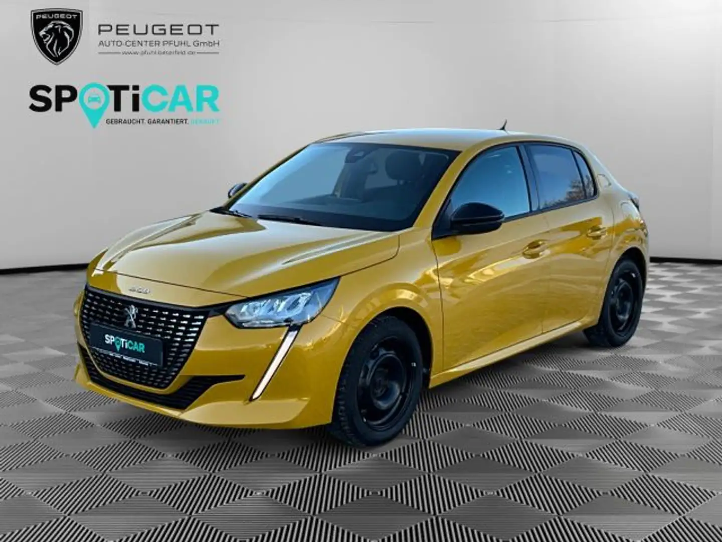 Peugeot 208 PureTech 100 Allure Pack Jaune - 1