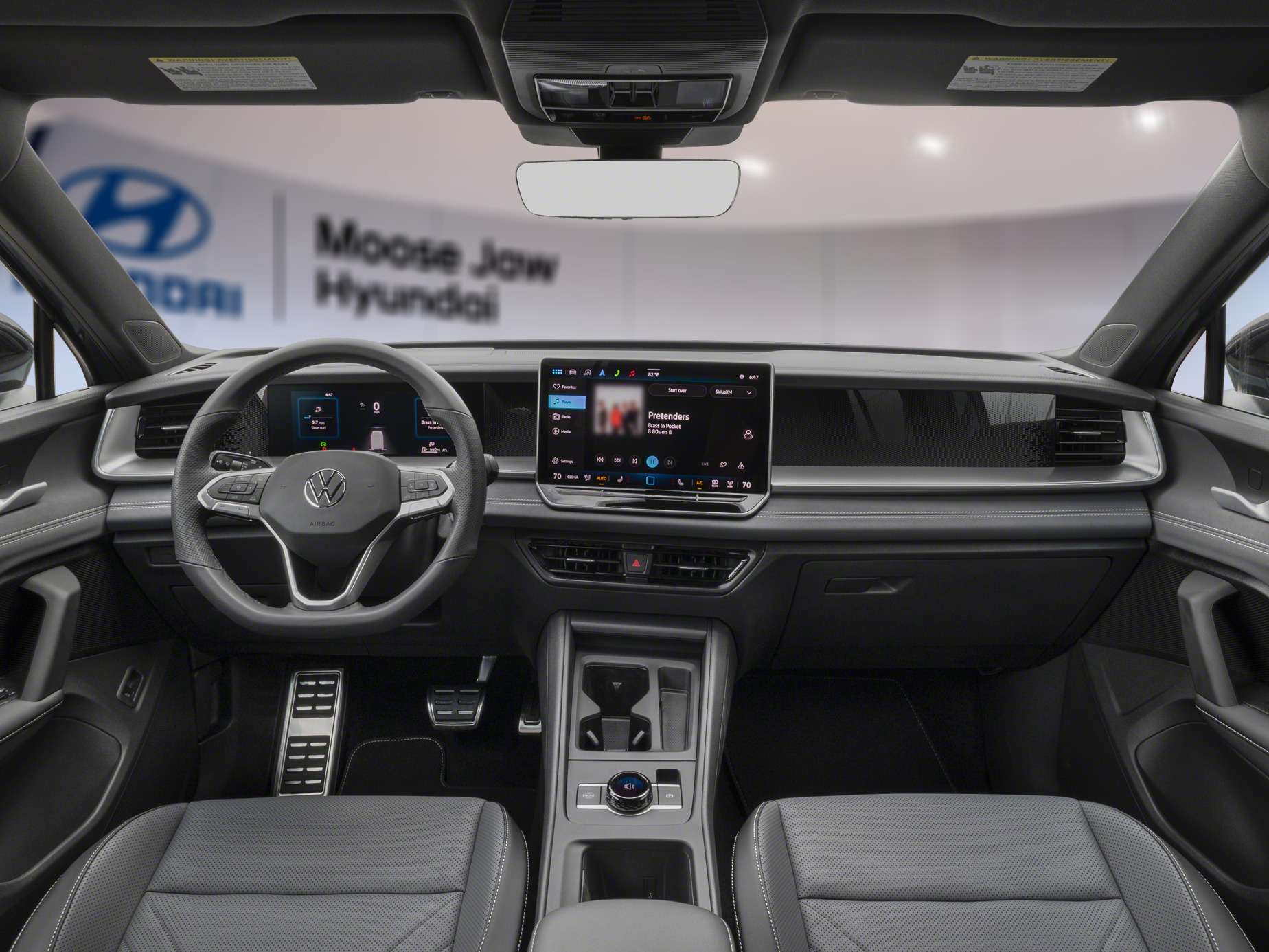 2026 Volkswagen Tiguan Comfortline R-Line Black Edition 4MOTION — снимка 1