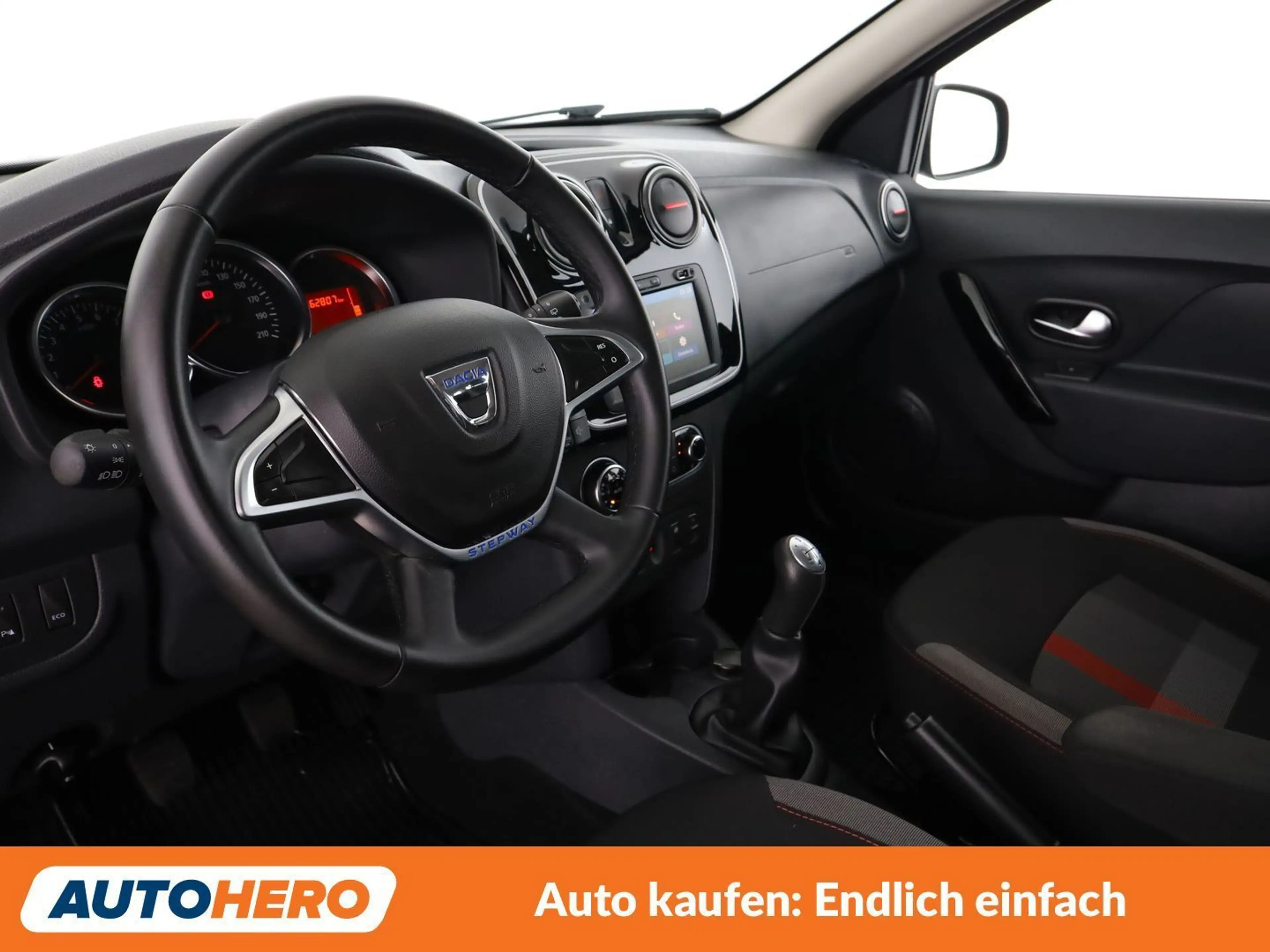 Dacia Logan 0.9 TCe Stepway Charisma — photo 11
