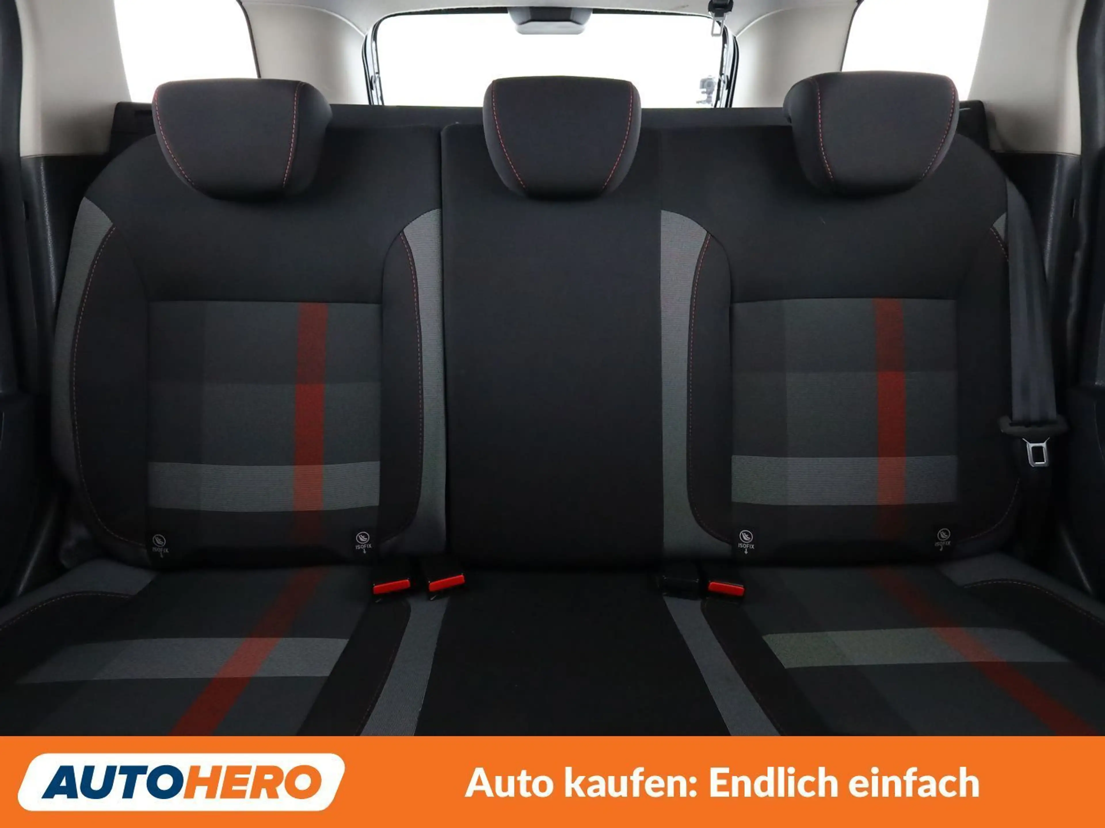 Dacia Logan 0.9 TCe Stepway Charisma — photo 15