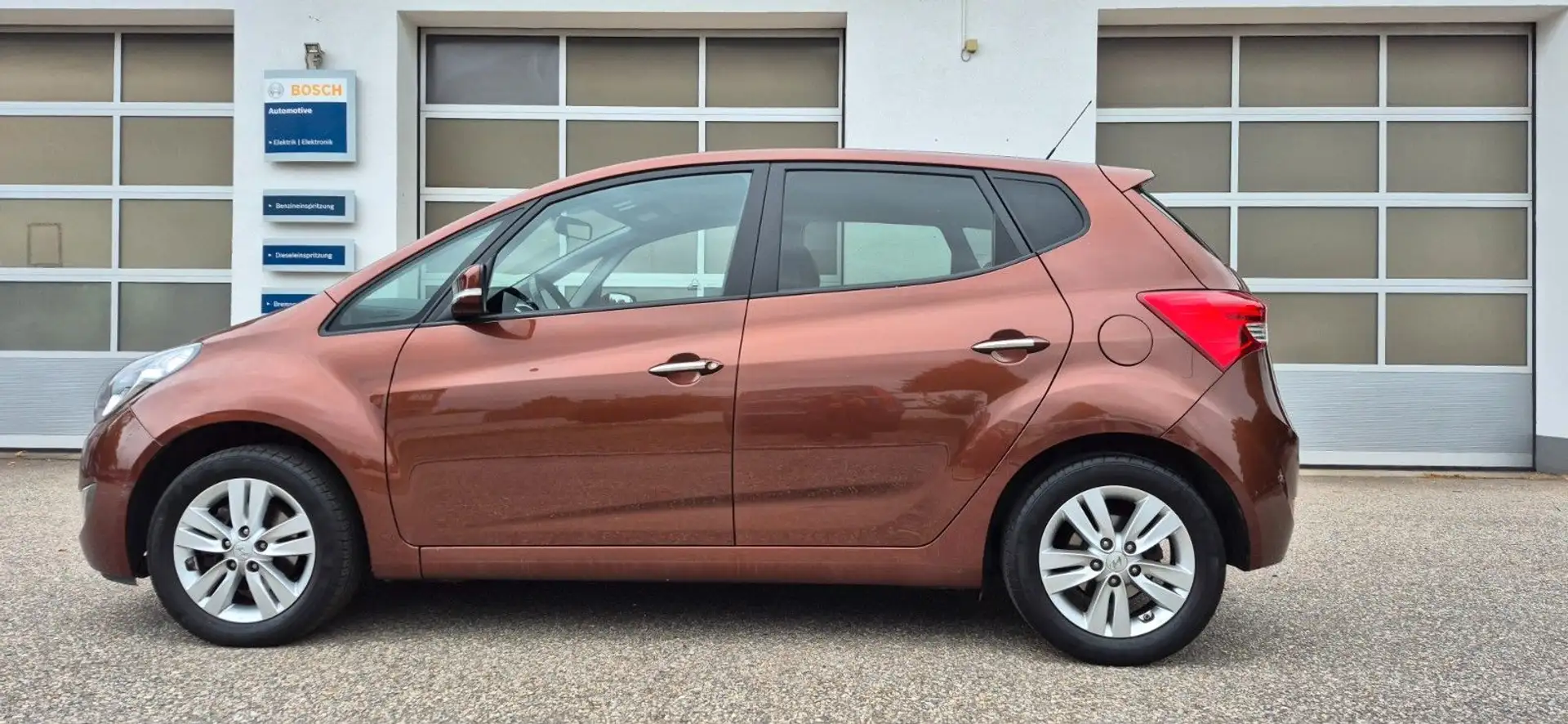 Hyundai iX20 FIFA world Cup Edition Braun - 2