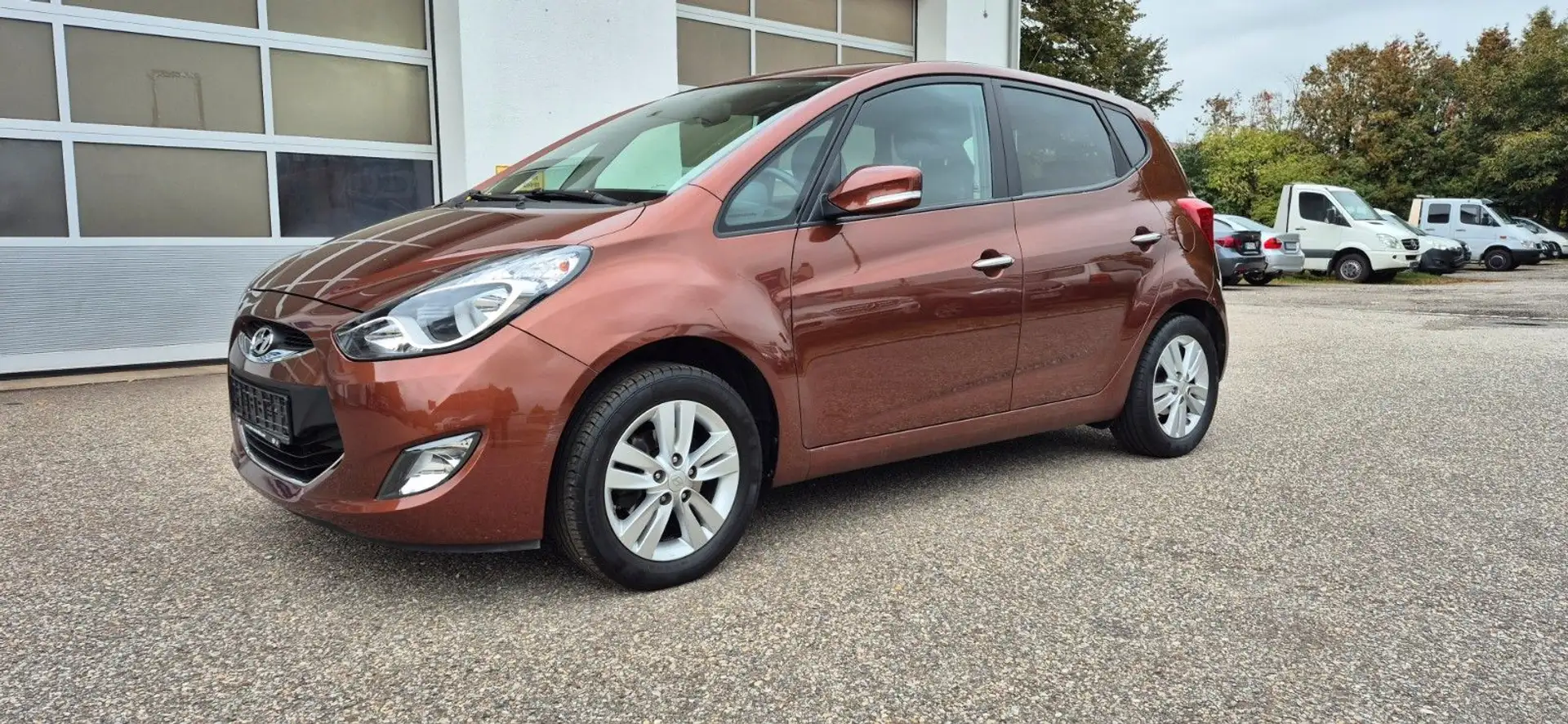 Hyundai iX20 FIFA world Cup Edition Braun - 1