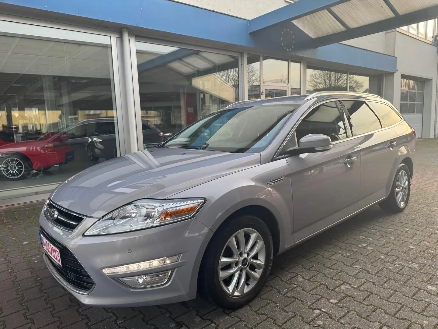 Ford Mondeo 2.0 TDCi KAT 2HAND GETRIEBEPROBLEME Argent - 1