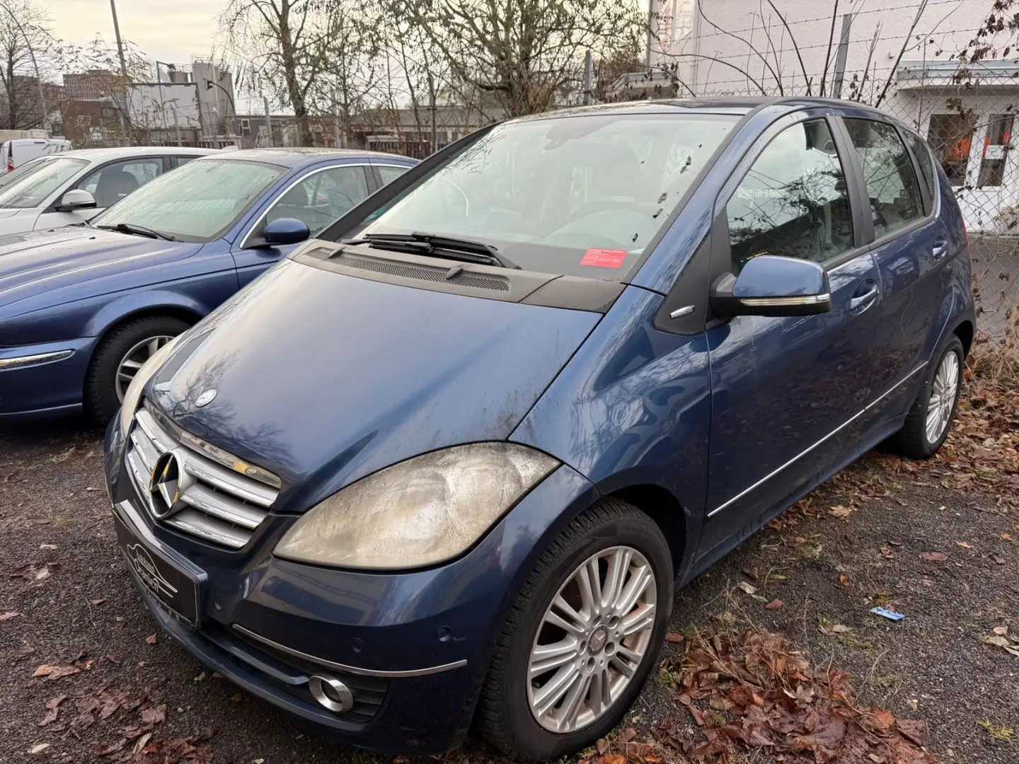 Mercedes-Benz A 170 ELEGANCE,KLIMA,LEDER,PDC v+h,SITZHEIZUNG Blau - 1
