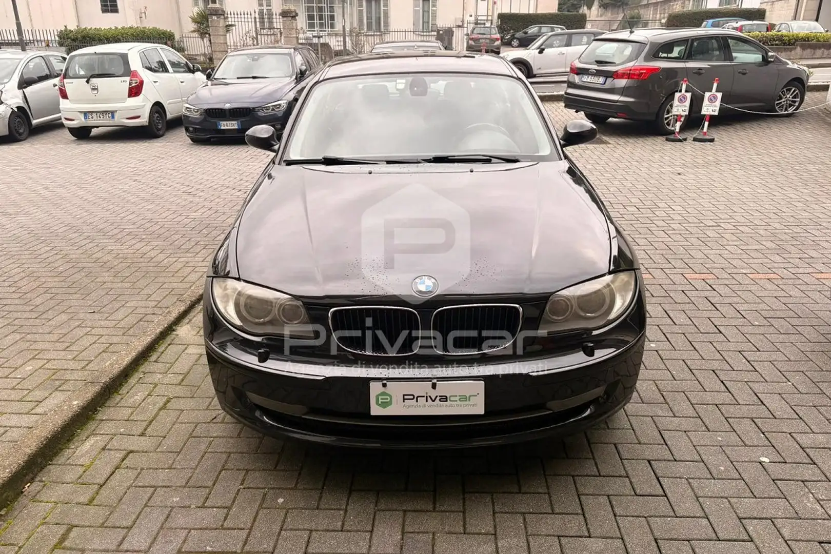 BMW 118 118d cat 5 porte Futura DPF Schwarz - 2