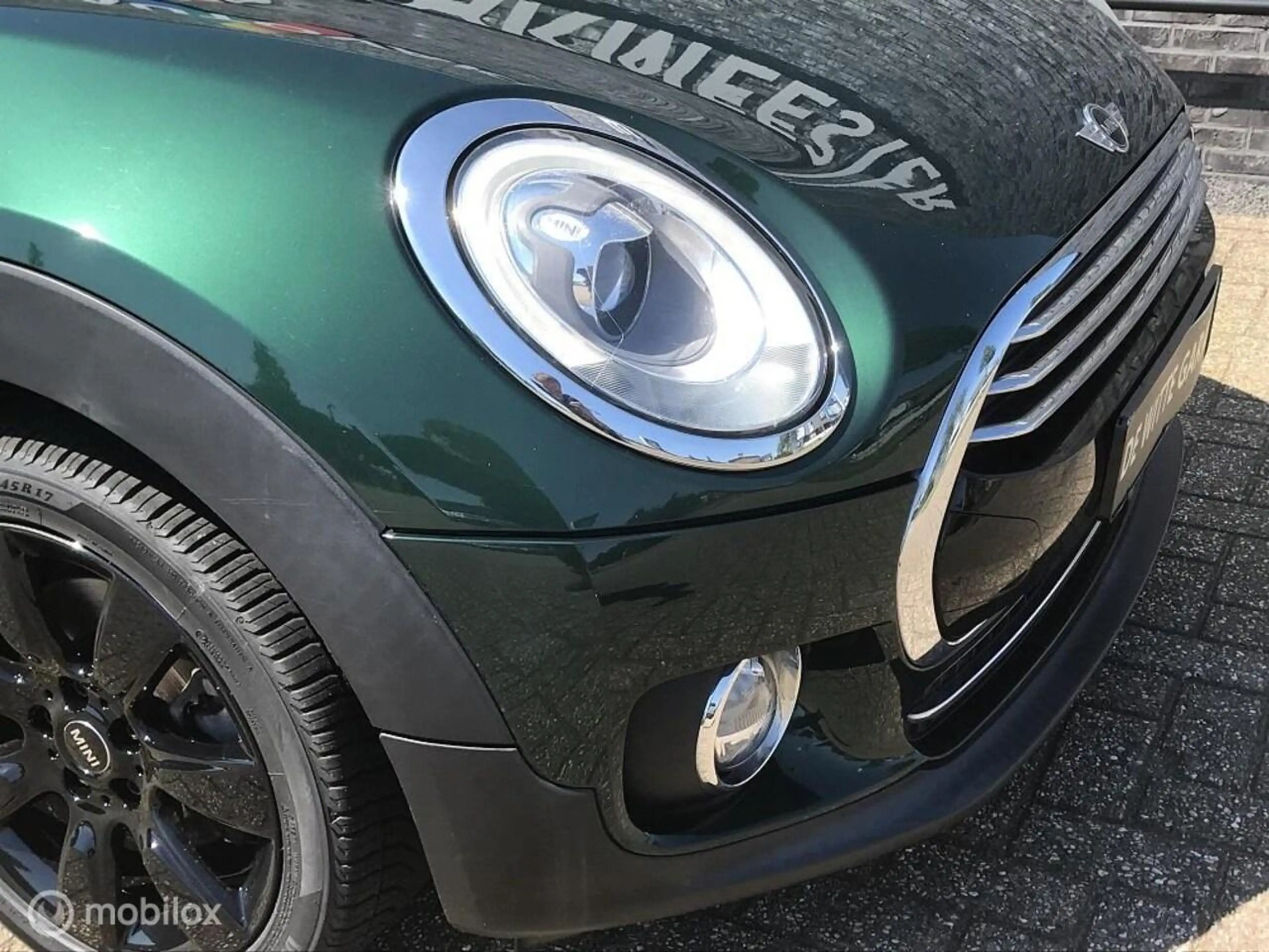 MINI Cooper Clubman 1.5 Business — photo 2