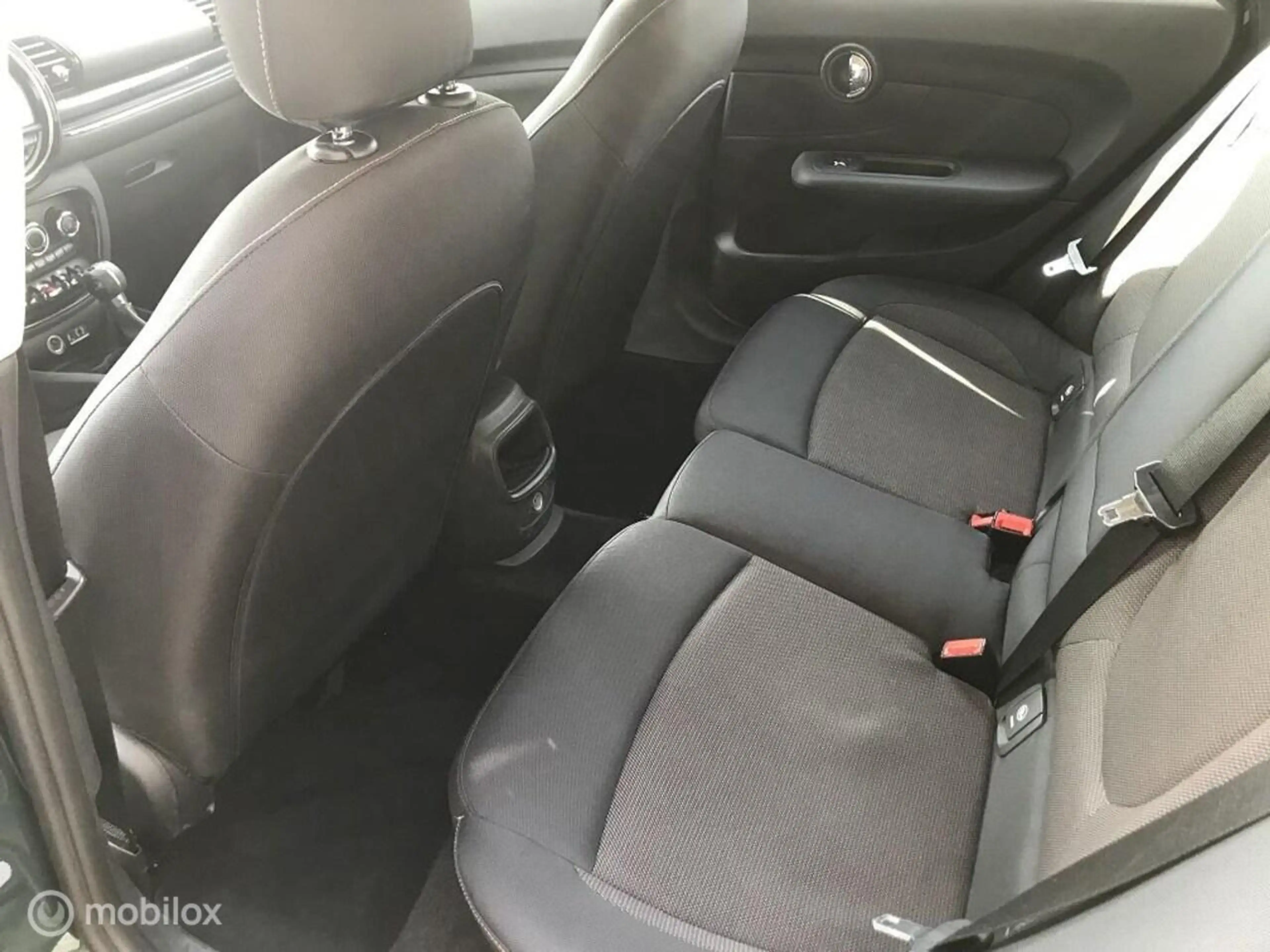 MINI Cooper Clubman 1.5 Business — photo 8