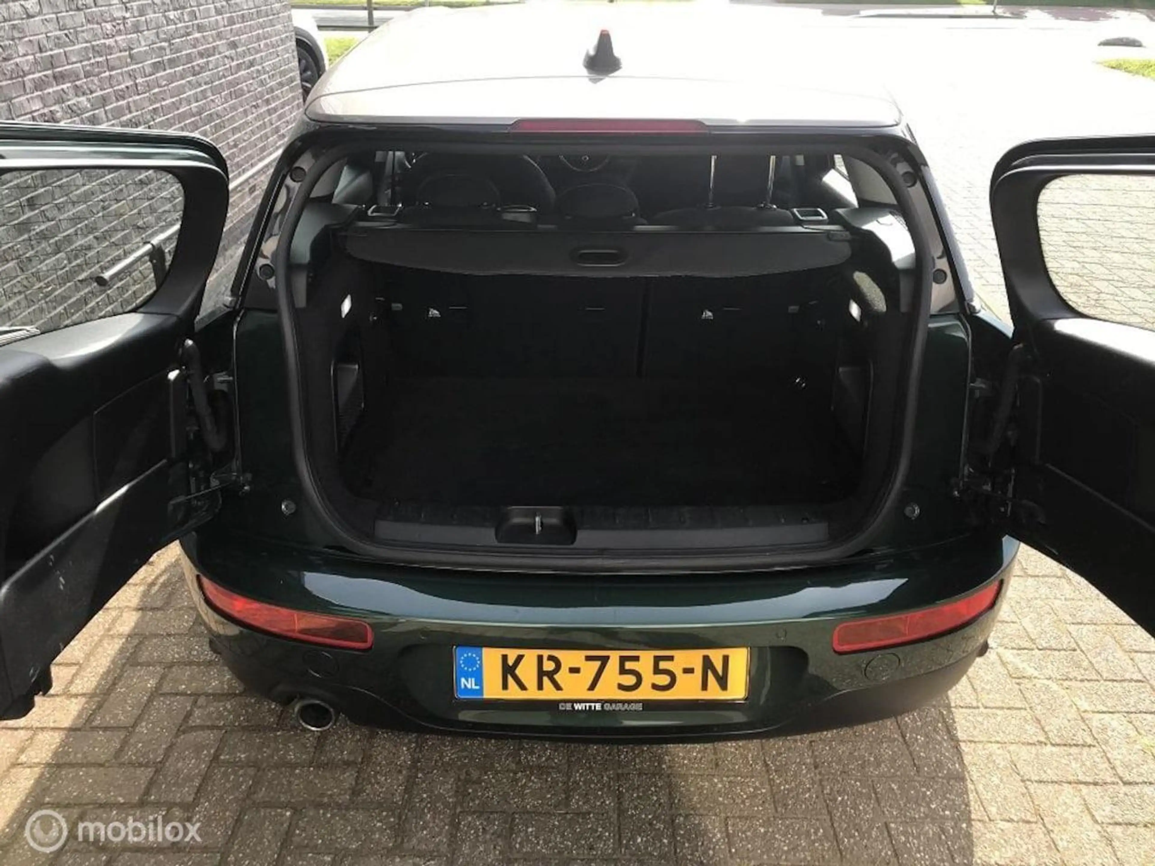 MINI Cooper Clubman 1.5 Business — photo 5