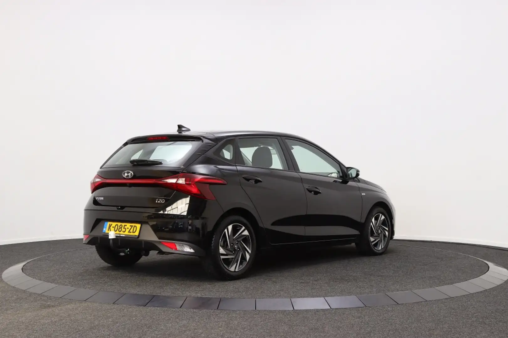 Hyundai i20 1.0 T-GDI Comfort | Afn. Trekhaak | Carplay | Zwart - 2