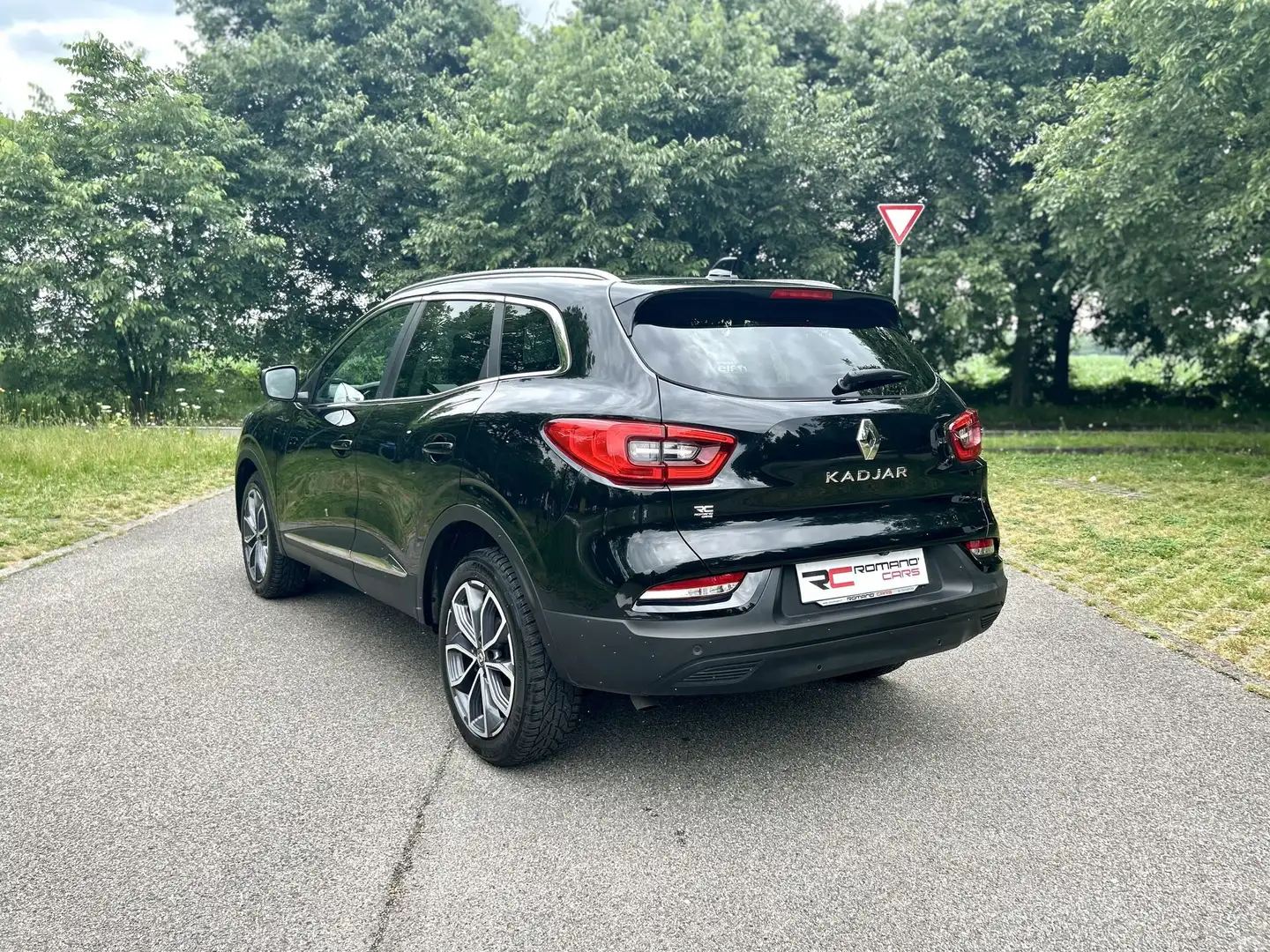 Renault Kadjar TCe 140CV Sport Edition Zwart - 2
