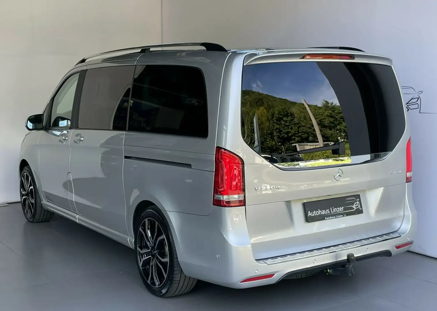 Mercedes-Benz V 250 4x4 lang *LED*AHK*ACC*Burmester*StHz*PANO* Silber - 2