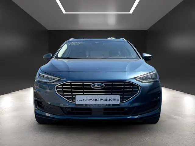 Ford Focus view 9