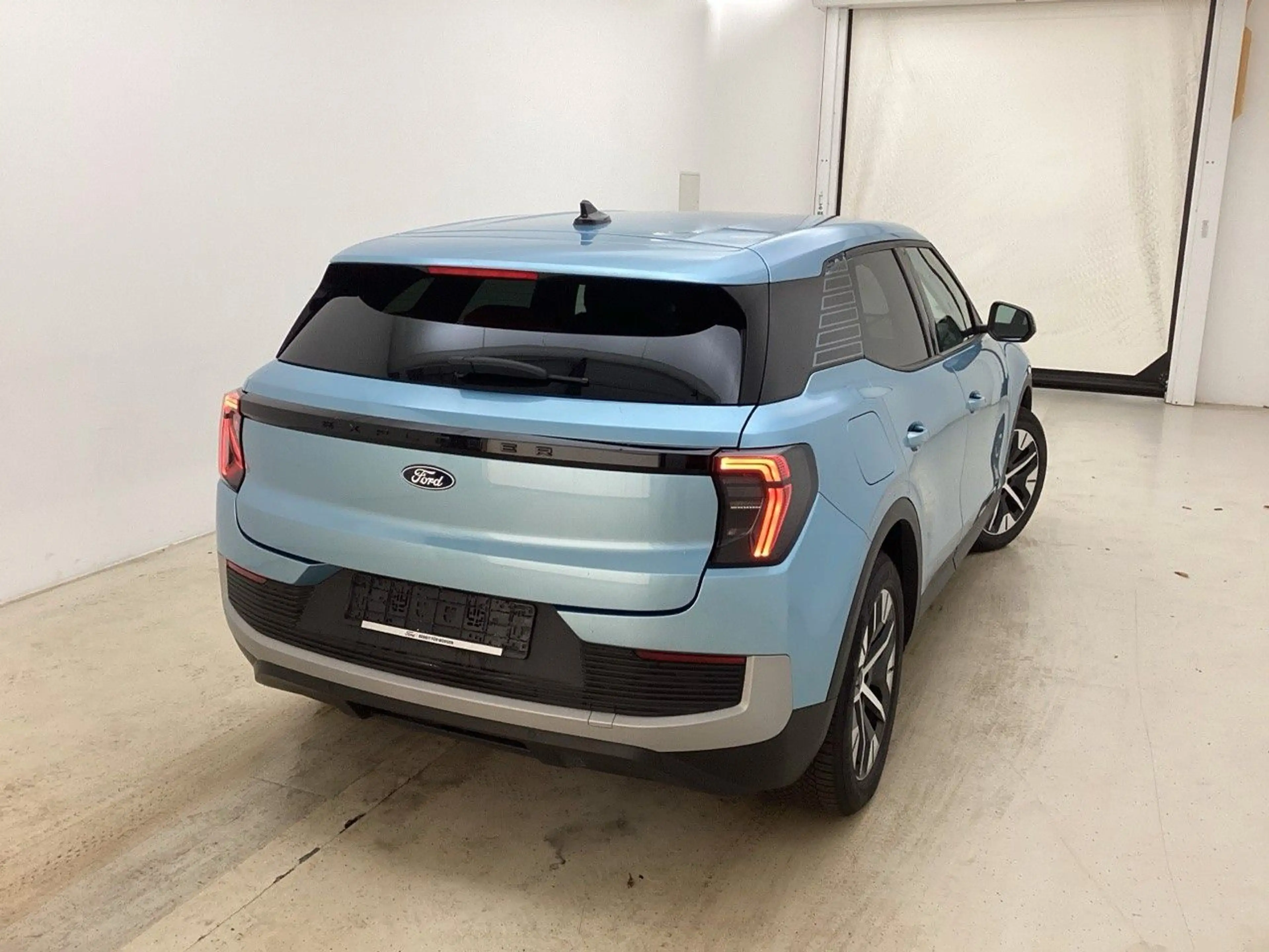Ford Explorer RWD 77kWh Auto./KAMERA/AGR-SITZE/ALLWET — photo 3