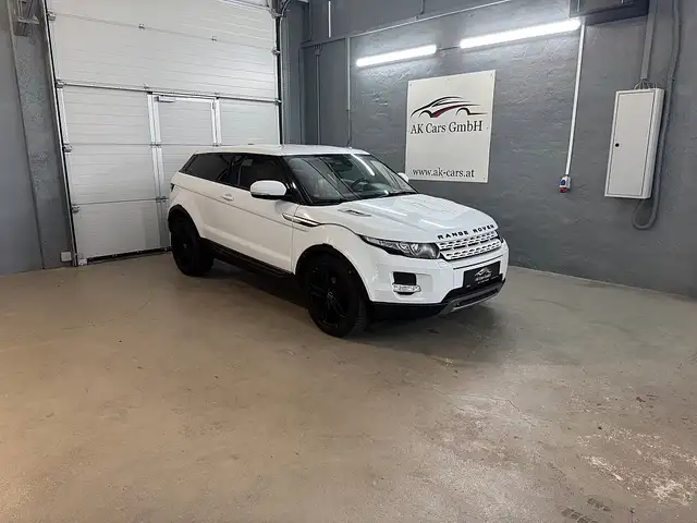 Land Rover Range Rover Evoque Prestige 2,2 SD4*Anhänger*Navi*Kamera*keyless*S...