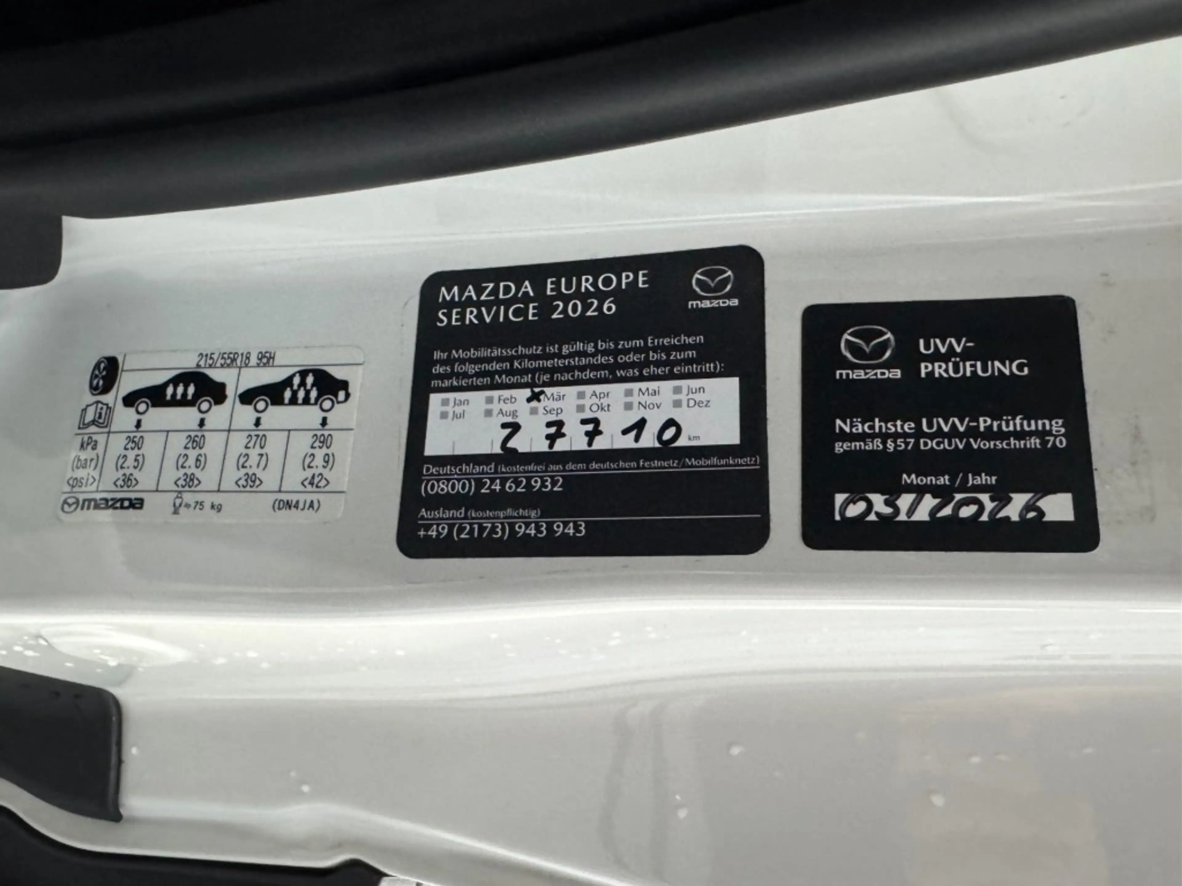 Mazda MX-30 e-SkyActiv EV 145 Advantage 36 kWh — photo 12