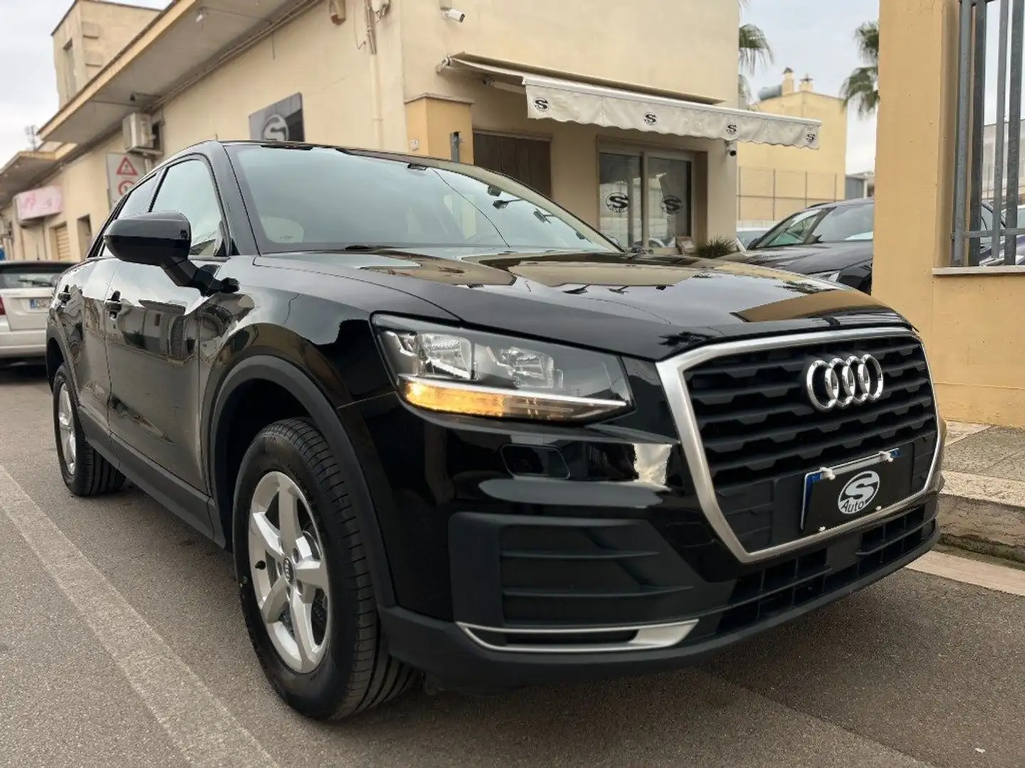 Audi Q2 1.6 TDI 116cv S-tronic Business Nero - 2