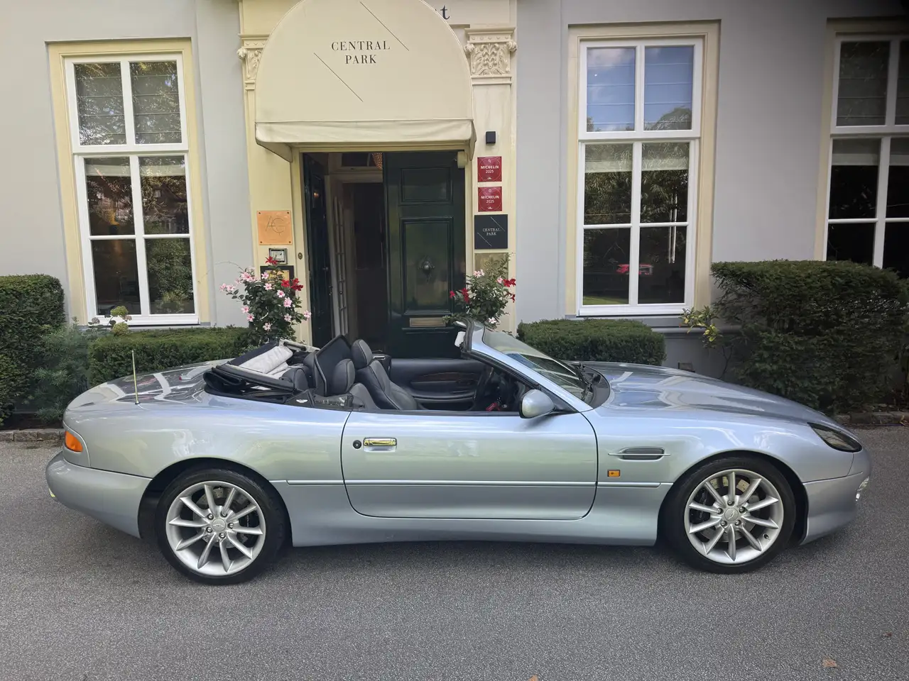 Aston Martin DB7 Volante 5.9 V12 Vantage, foto 2