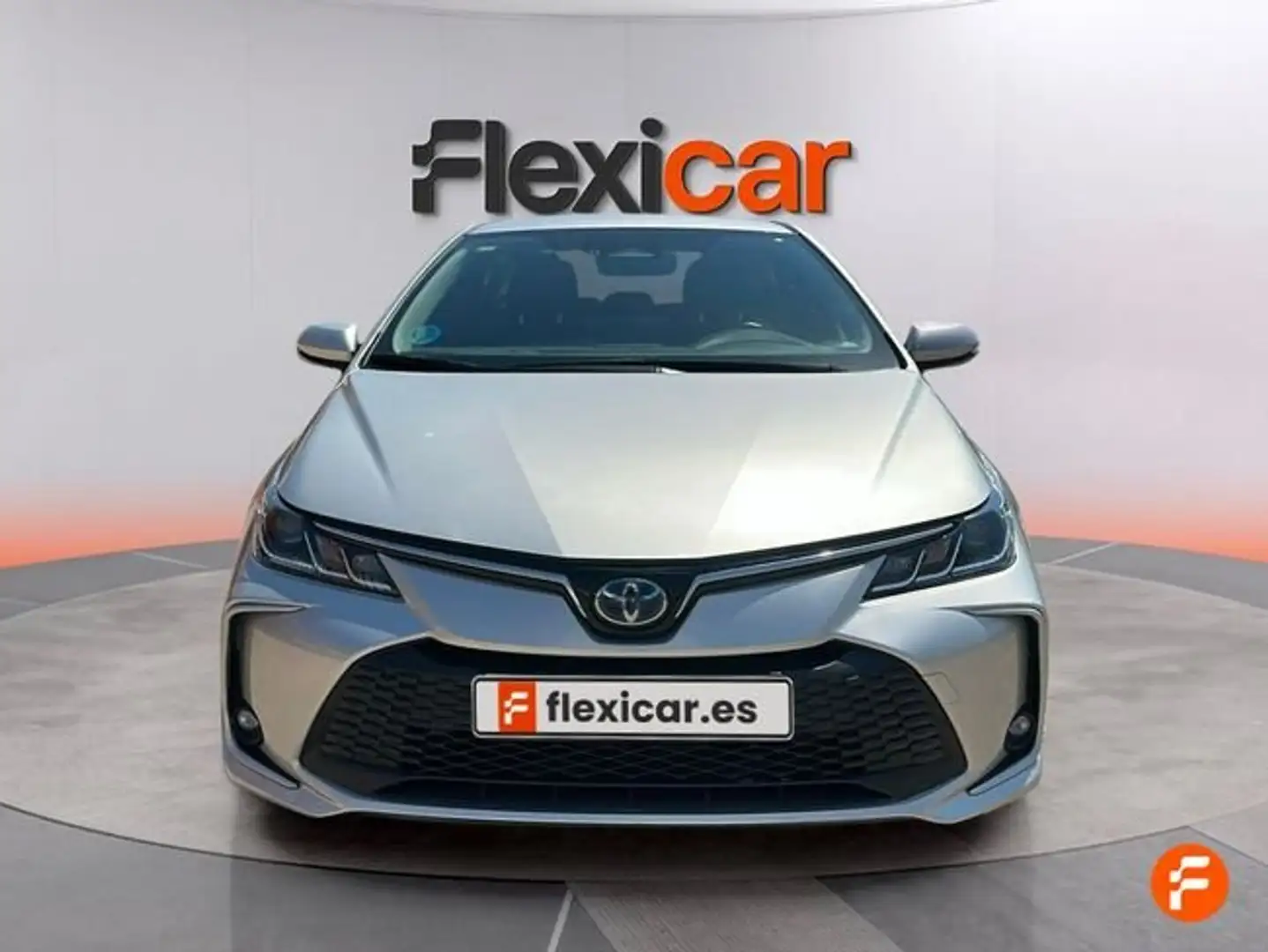 Toyota Corolla 140H Active Plus Gris - 2
