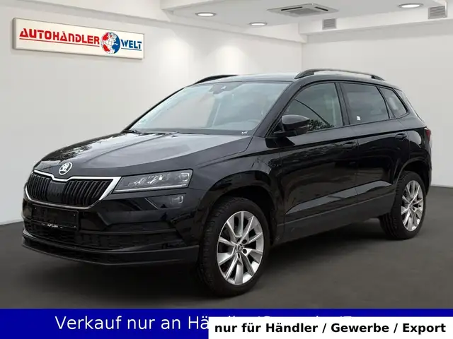Skoda Karoq Style Automatik LED SHZ Navi PDC