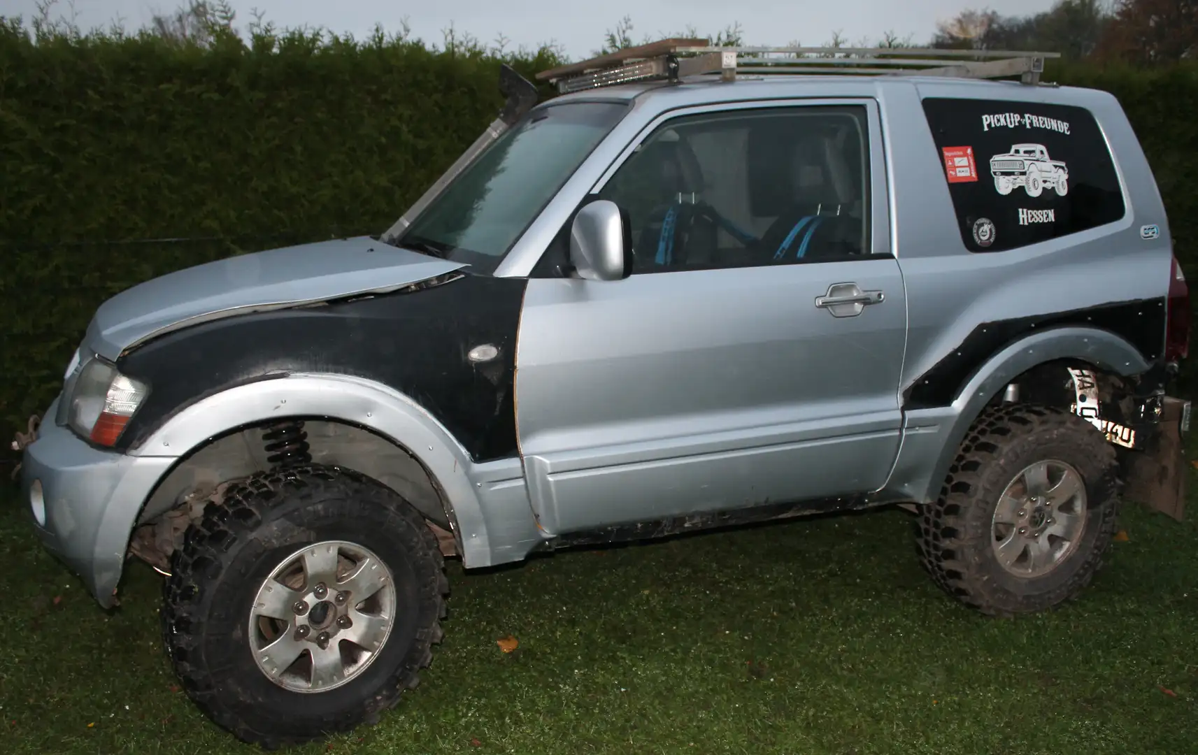 Mitsubishi Pajero Pajero 3.2 DI-D Offroad Spaß FUN Offroadpark JAGD Forst Plateado - 2