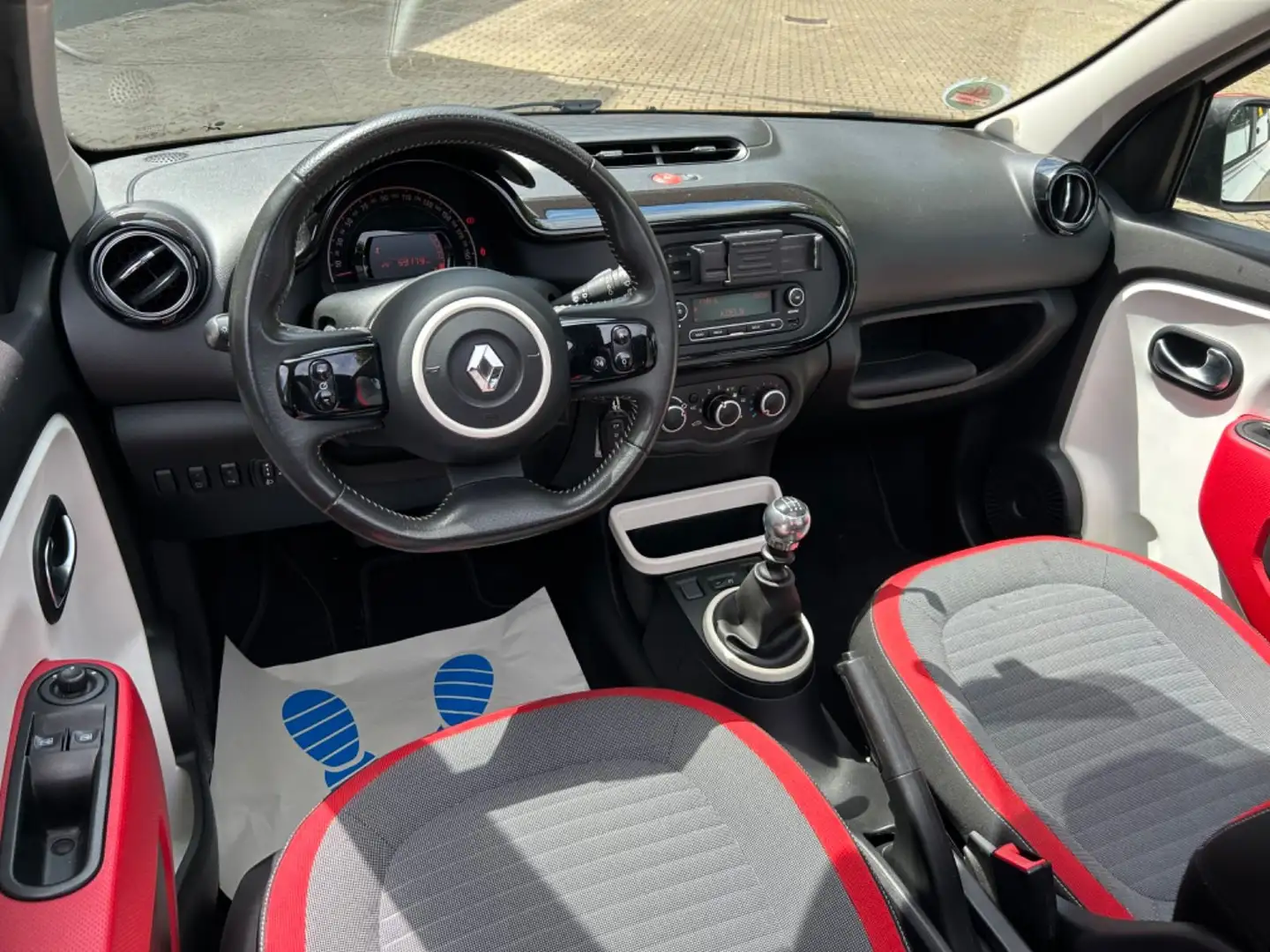 Renault Twingo Liberty*59640Km*Klima*E-Dach* Wit - 2