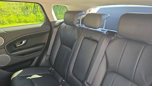 Land Rover Range Rover Evoque view 9