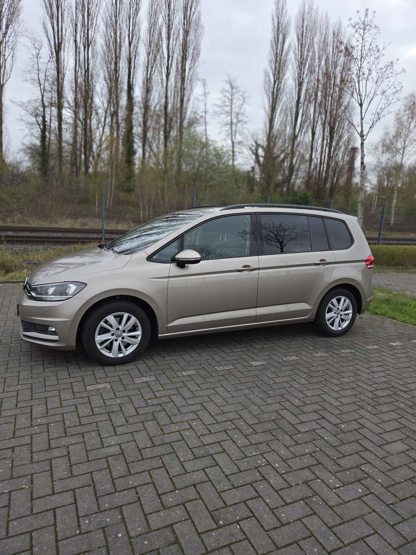 Second hand Volkswagen Touran 2.0