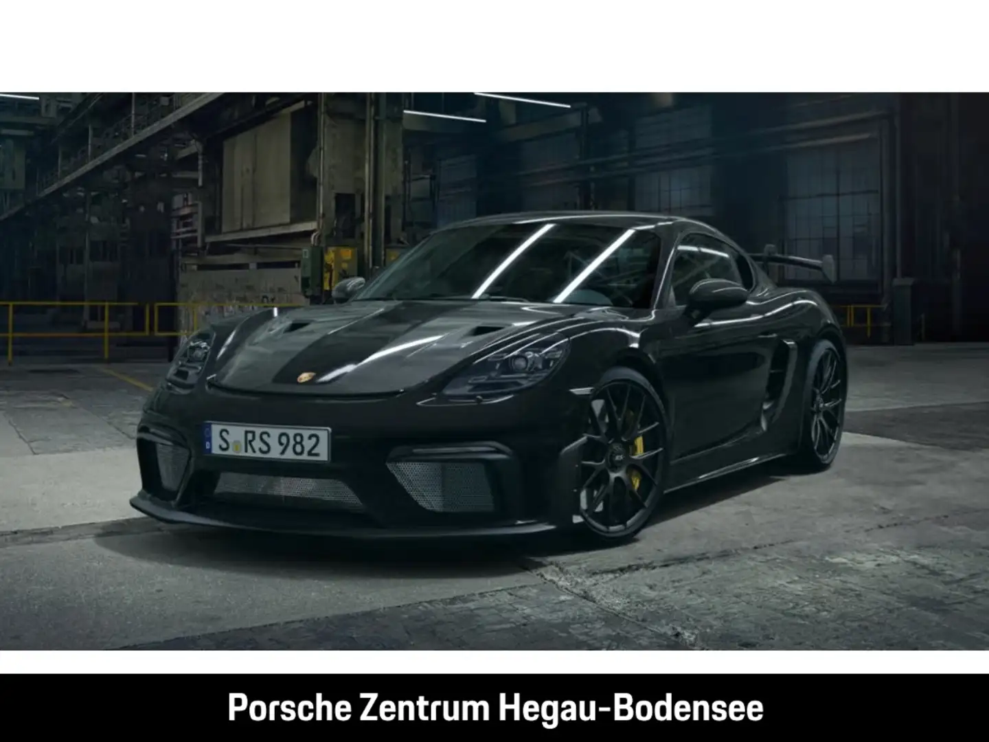 Porsche Cayman 718 GT4 RS Schwarz - 1