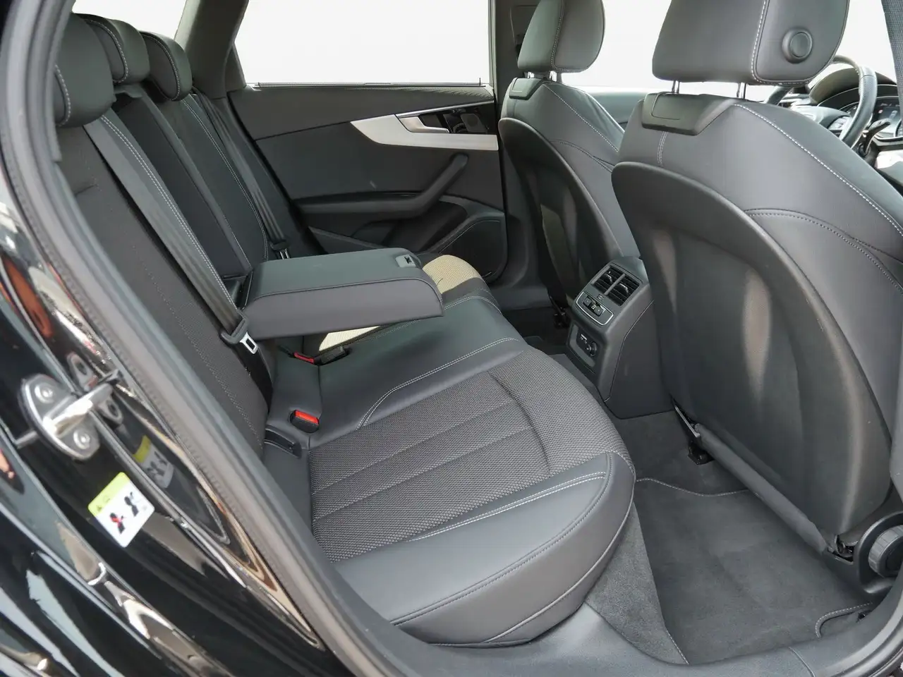Audi A4 35 TFSI S line Business*LED*RFK*ACC, миниатюра 16