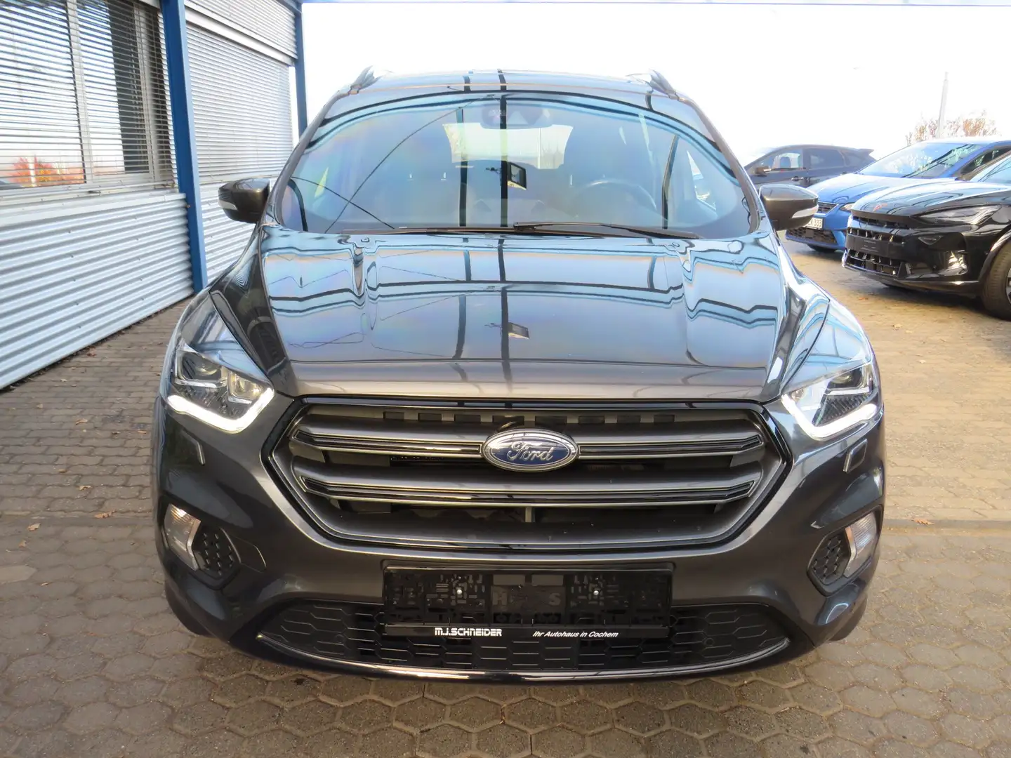 Ford Kuga ST-Line 4x4 AHK schwenkbar Xenon ALU 19" Gris - 2