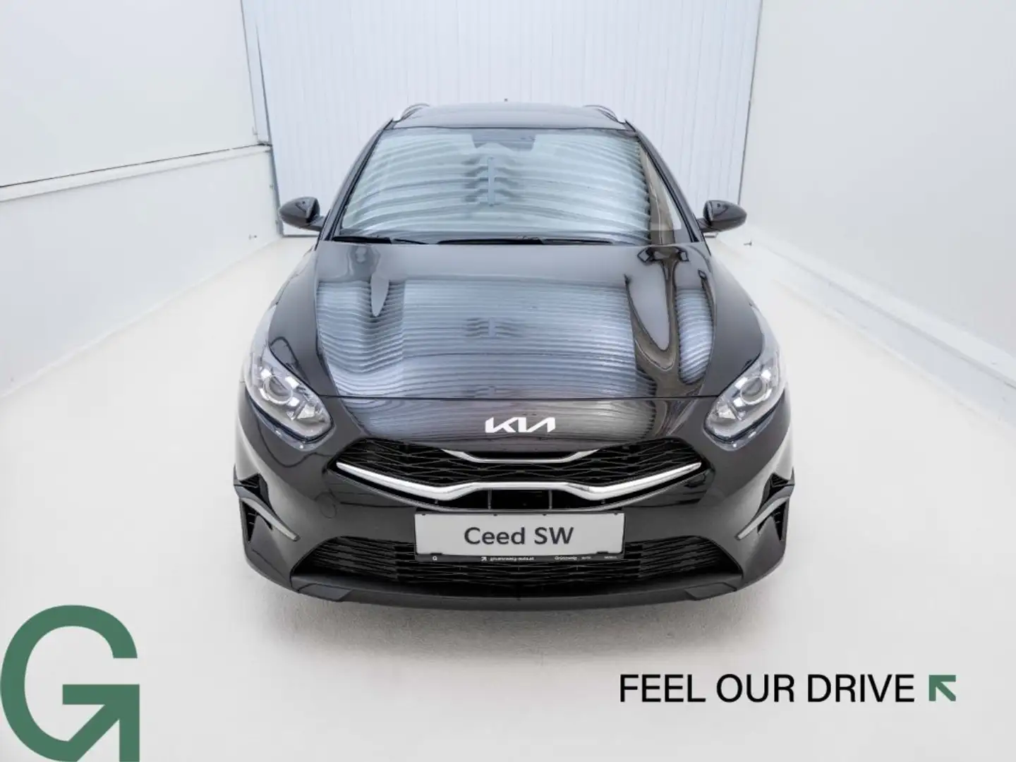 Kia Ceed / cee'd CEEDSW/SILBER/UVO/1.5 TGDI 48V/DCT7/140 Schwarz - 2