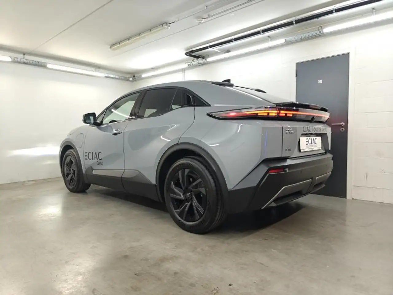 Toyota C-HR 2026 — фото 6