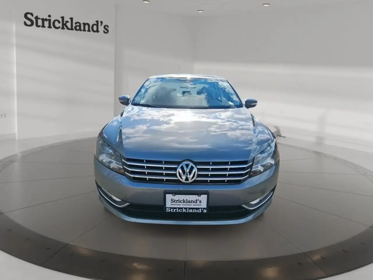 Volkswagen Passat снимка Volkswagen Passat