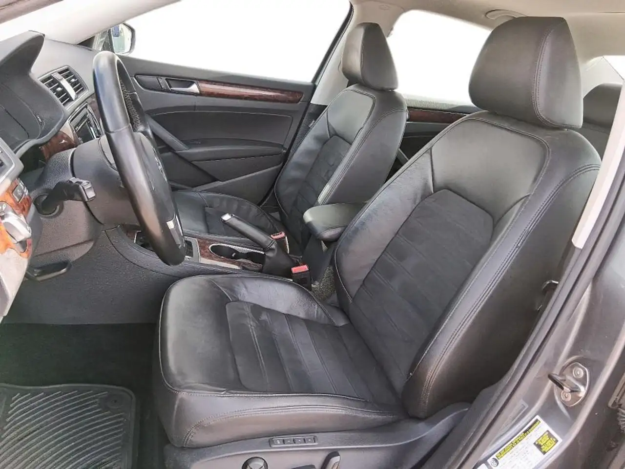 Volkswagen Passat снимка Volkswagen Passat
