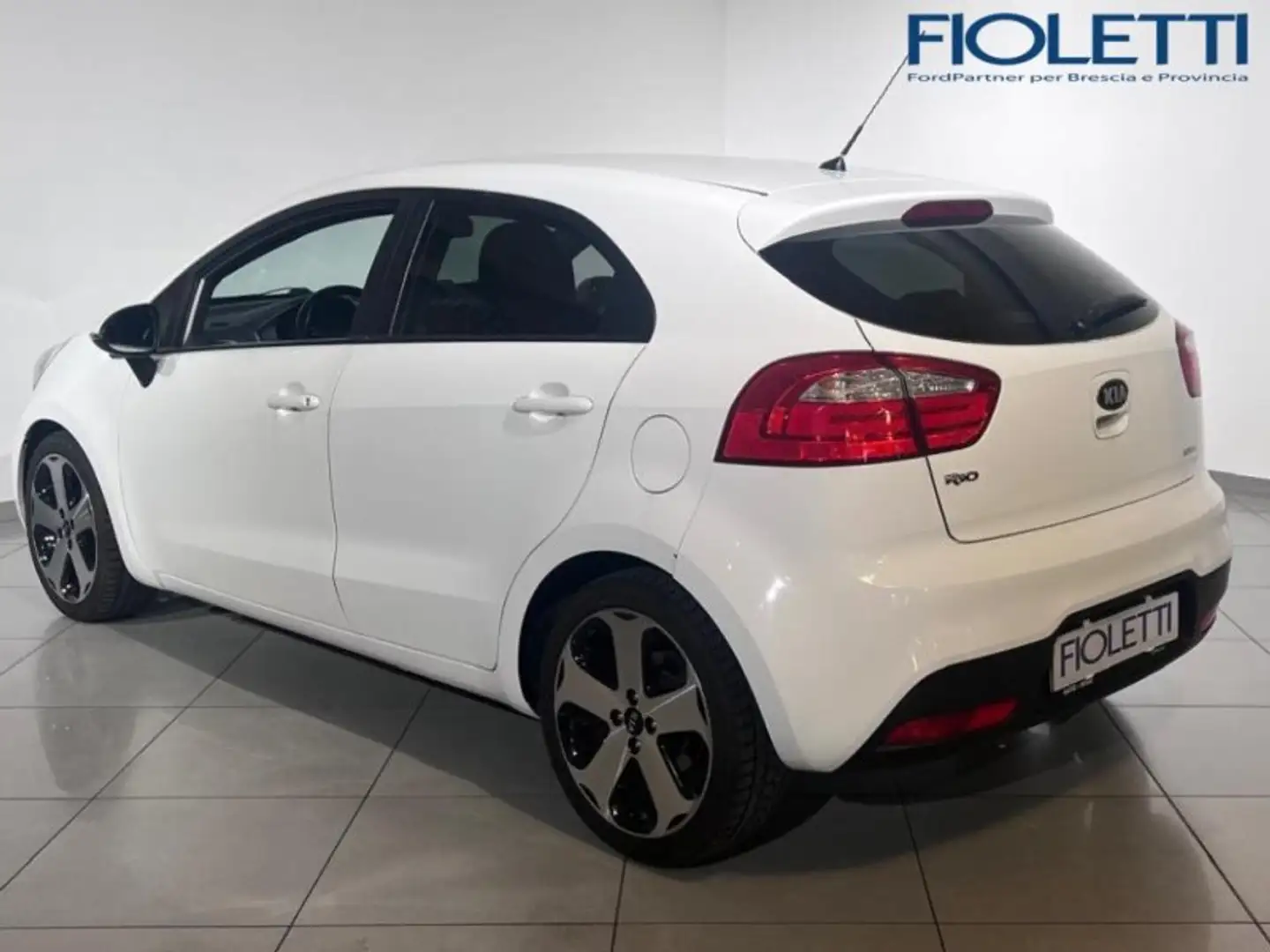 Kia Rio 3ª SERIE 1.2 CVVT 5P. COOL Bianco - 2