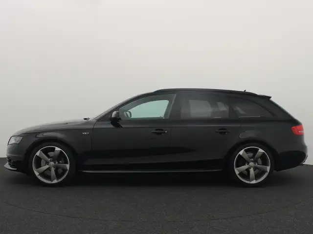 Audi A4 view 2