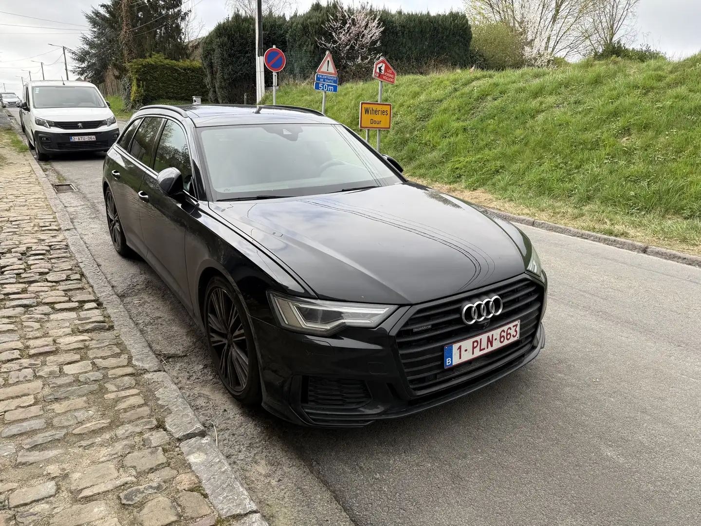 Audi A6 Avant 40 (3L) TDi Quattro Sport Tiptronic S-Line - 1