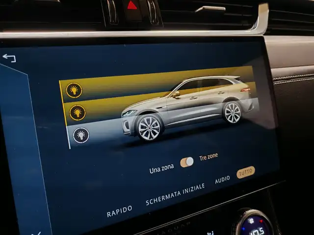Jaguar F-Pace view 10