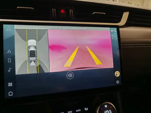 Jaguar F-Pace view 12