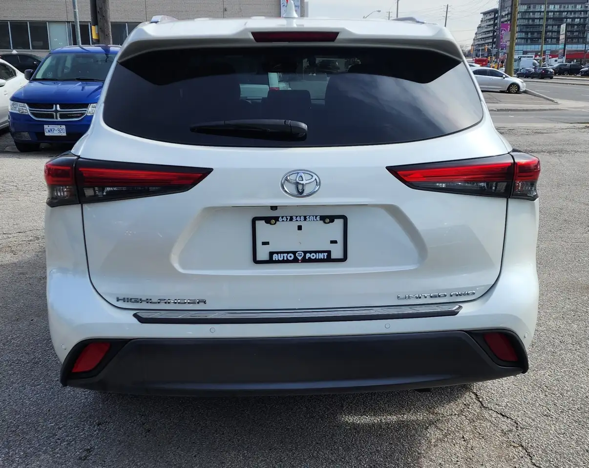 Toyota Highlander снимка Toyota Highlander