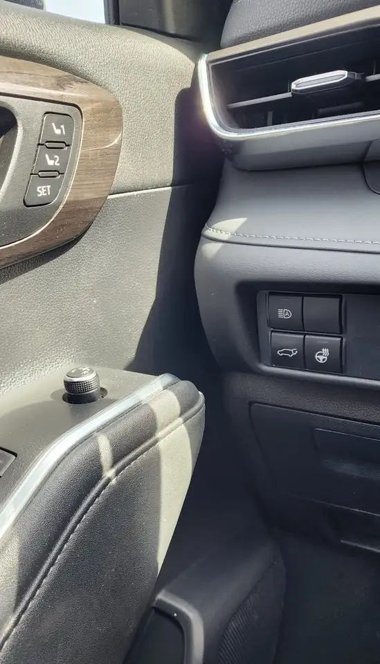 Toyota Highlander снимка Toyota Highlander
