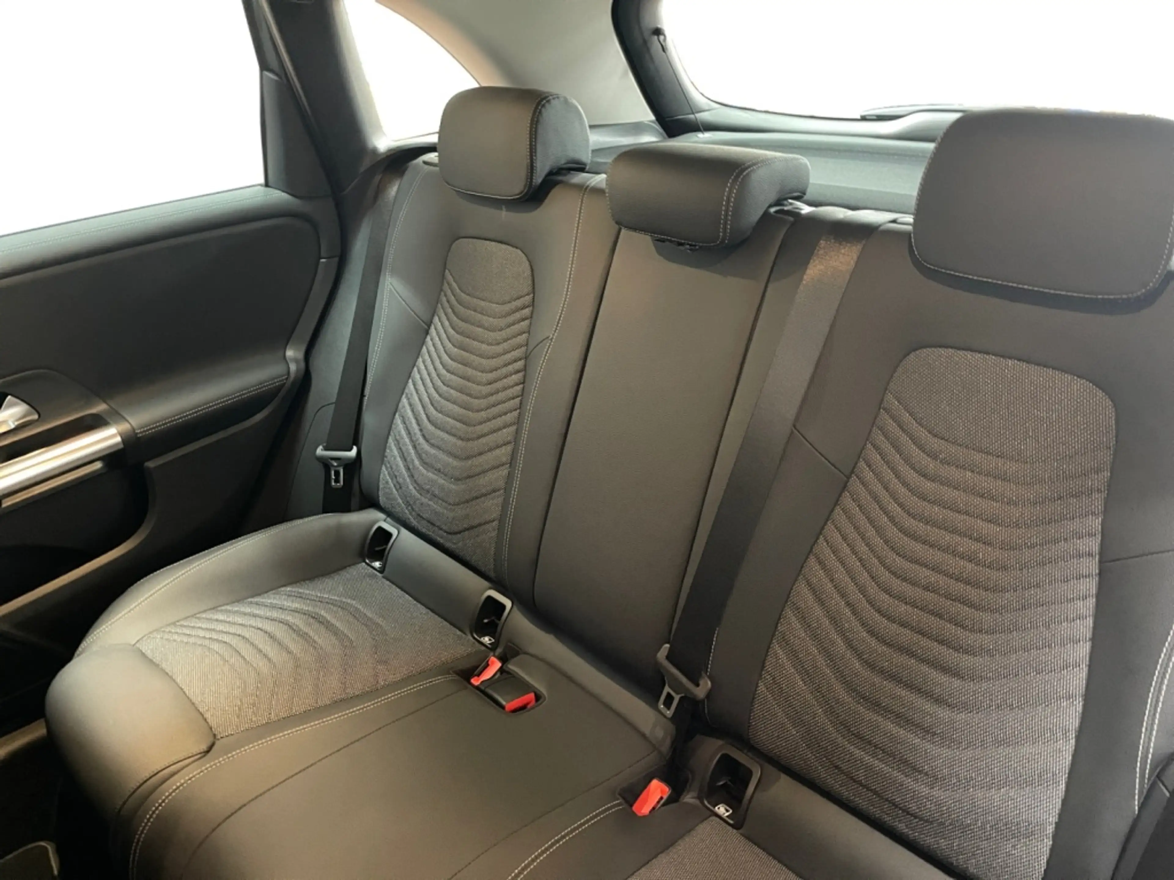 Mercedes-Benz B 220 4matic Progressive MBUX+Progressive+AHK — photo 11