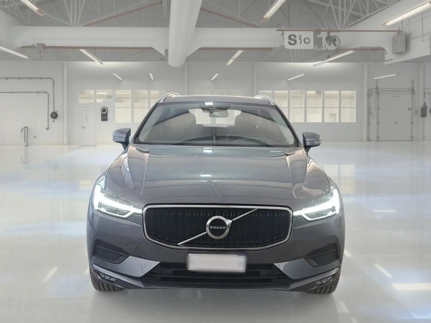 Volvo XC60 B4 D AWD Geartronic Momentum - 2