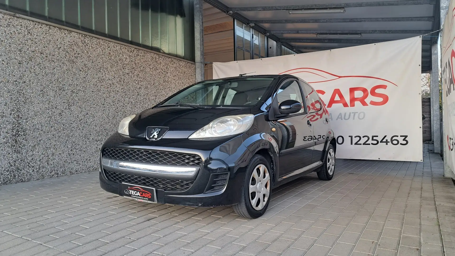 Peugeot 107 1.0 12v Active (plaisir) 5p FL - 2